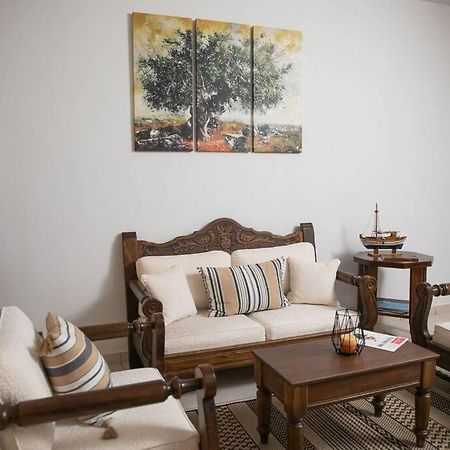 Aegina Town Apartment , With Private Parking Exteriör bild